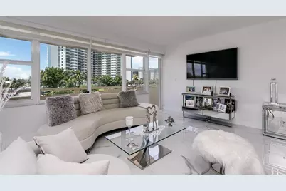 3333 NE 34th Street #304, Fort Lauderdale, FL 33308 - Photo 1