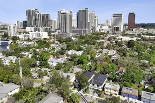 604 SW 7th Ave, Fort Lauderdale, FL 33315 - Photo 2