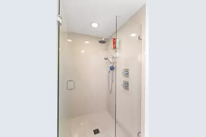 600 NE 27th Street #2301, Miami, FL 33137 - Photo 18