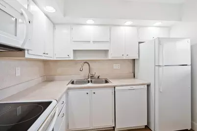 1201 SE 2nd Court #208, Fort Lauderdale, FL 33301 - Photo 6