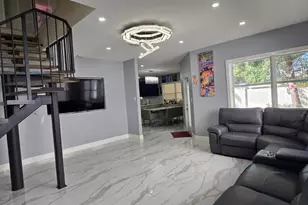 1888 NW 75th Way, Hollywood, FL 33024 - Photo 20