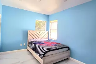 1888 NW 75th Way, Hollywood, FL 33024 - Photo 32