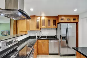 3150 N Palm Aire Dr, Pompano Beach, FL 33069 - Photo 2