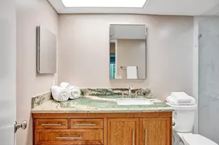 3150 N Palm Aire Dr, Pompano Beach, FL 33069 - Photo 24