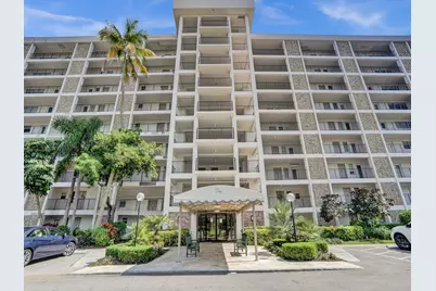 3150 N Palm Aire Drive #106, Pompano Beach, FL 33069 - Photo 1