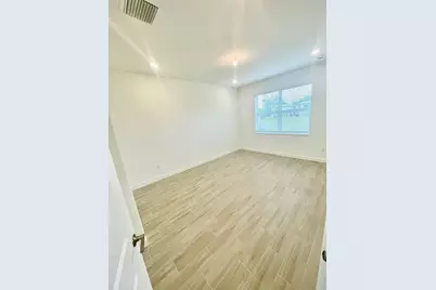 5623 Divine Drive, Delray Beach, FL 33484 - Photo 12