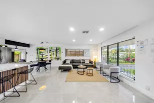 2925 NE 1st Ave., Wilton Manors, FL 33334 - Photo 2