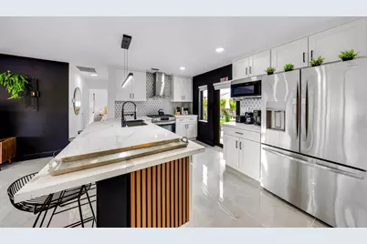 2925 NE 1st Avenue, Wilton Manors, FL 33334 - Photo 12