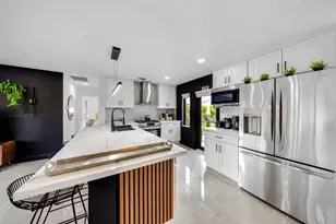 2925 NE 1st Ave., Wilton Manors, FL 33334 - Photo 12