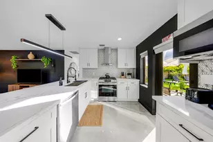 2925 NE 1st Ave., Wilton Manors, FL 33334 - Photo 8