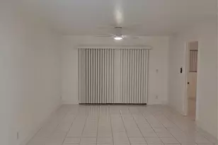 8000 Fairview Dr, Tamarac, FL 33321 - Photo 4