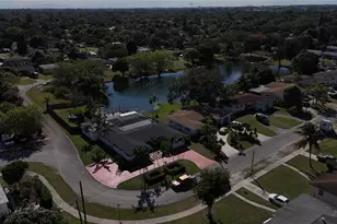 940 NW 151st St, Miami, FL 33169 - Photo 4