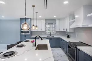 17020 SW 83rd Ct, Palmetto Bay, FL 33157 - Photo 8