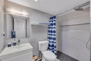 2607 NE 8th Ave, Wilton Manors, FL 33334 - Photo 12