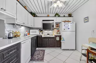 330 NE 26th Ave, Boynton Beach, FL 33435 - Photo 22