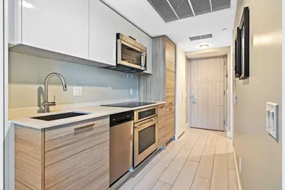 1300 Brickell Bay Drive #2600, Miami, FL 33131 - Photo 4