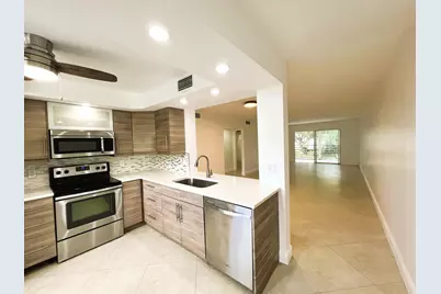 3001 Portofino Isle #E2, Coconut Creek, FL 33066 - Photo 2