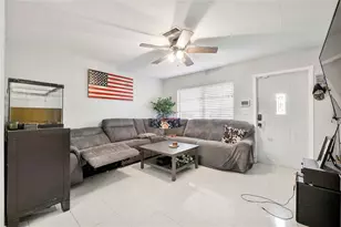 6810 Merion Ct, North Lauderdale, FL 33068 - Photo 2