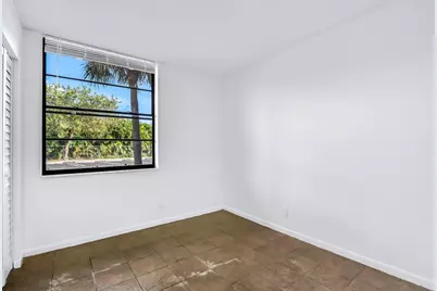 210 Lake Pointe Drive #103, Fort Lauderdale, FL 33309 - Photo 18