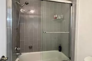 4104 N 49th Ave, Hollywood, FL 33021 - Photo 10