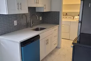 770 NE 38th St, Oakland Park, FL 33334 - Photo 2