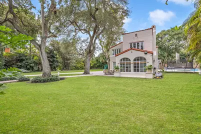 5960 N Bayshore Drive, Miami, FL 33137 - Photo 10