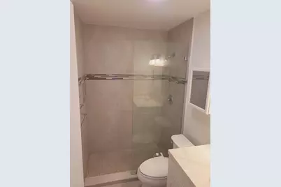 770 NE 38 #R, Oakland Park, FL  - Photo 12