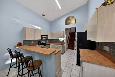 693 NW 46th Avenue, Deerfield Beach, FL 33442 - Photo 2