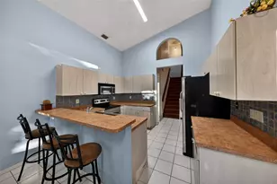 693 NW 46th Ave, Deerfield Beach, FL 33442 - Photo 2