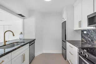 375 Orange Way, West Palm Beach, FL 33405 - Photo 6