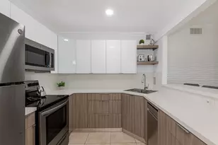 3140 S Ocean Dr, Hallandale Beach, FL 33009 - Photo 1