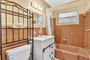 141 NE 30th Ct, Wilton Manors, FL 33334 - Photo 14