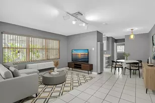 141 NE 30th Ct, Wilton Manors, FL 33334 - Photo 4