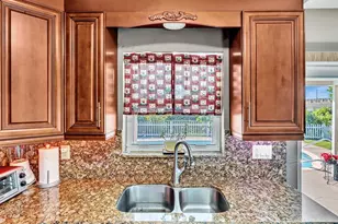 5180 SW 13th St, Plantation, FL 33317 - Photo 24