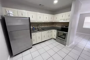 511 W Kalmia Dr, Lake Park, FL 33403 - Photo 1