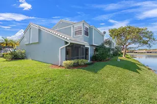 8371 Waterford Cir, Tamarac, FL 33321 - Photo 2