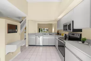 8371 Waterford Cir, Tamarac, FL 33321 - Photo 8