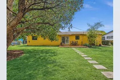 2285 NW 195th Street, Miami Gardens, FL 33056 - Photo 2