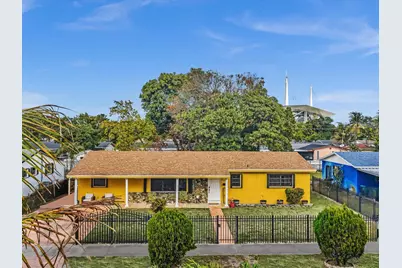 2285 NW 195th Street, Miami Gardens, FL 33056 - Photo 1