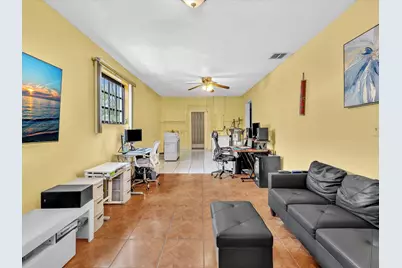 2285 NW 195th Street, Miami Gardens, FL 33056 - Photo 20