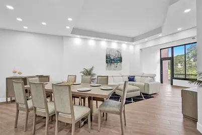 7484 La Paz Boulevard #101, Boca Raton, FL 33433 - Photo 2