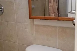 430 Commodore Dr, Plantation, FL 33325 - Photo 10