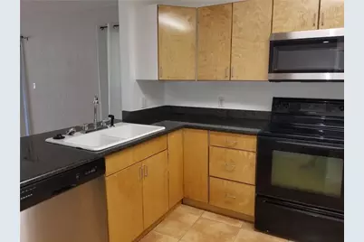 430 Commodore Drive #210, Plantation, FL 33325 - Photo 8