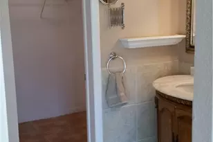 430 Commodore Dr, Plantation, FL 33325 - Photo 12