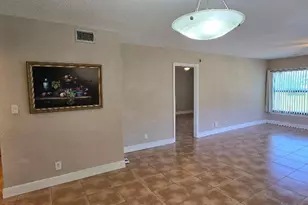 430 Commodore Dr, Plantation, FL 33325 - Photo 2