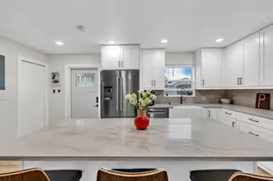 2921 NE 53rd St, Pompano Beach, FL 33064 - Photo 6