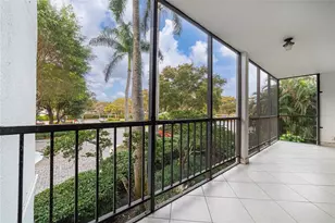 6805 Willow Wood Dr, Boca Raton, FL 33434 - Photo 4