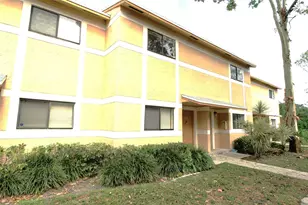 9477 Palm Cir, Pembroke Pines, FL 33025 - Photo 8