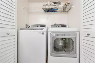 3406 Emerald Oaks Dr, Hollywood, FL 33021 - Photo 16