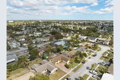10955 NW 27th Street, Sunrise, FL 33322 - Photo 6